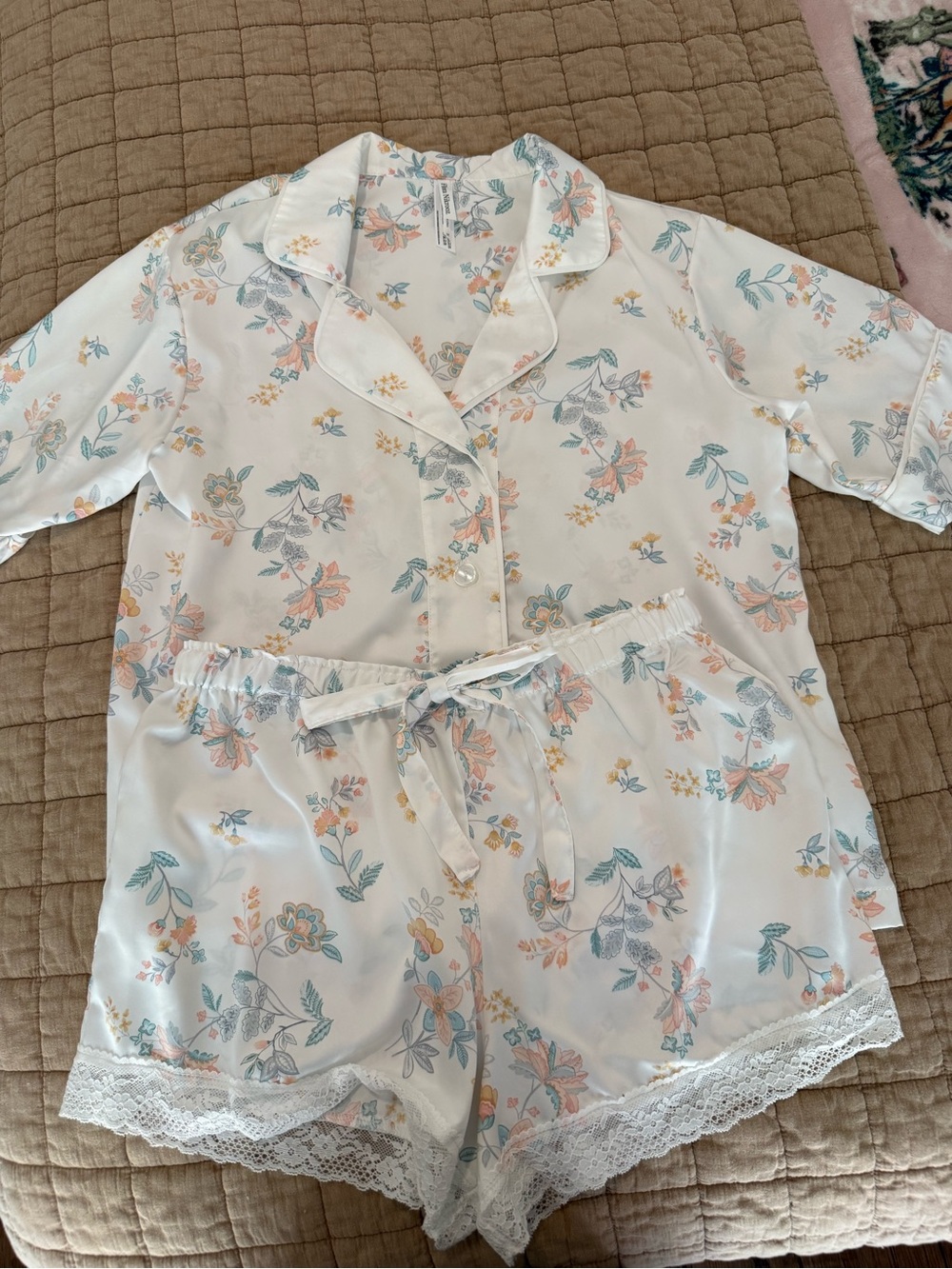 Flora Nikrooz Women's Floral Satin Short Pajama Set - White